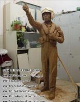 LIFE SIZE STATUE (1)